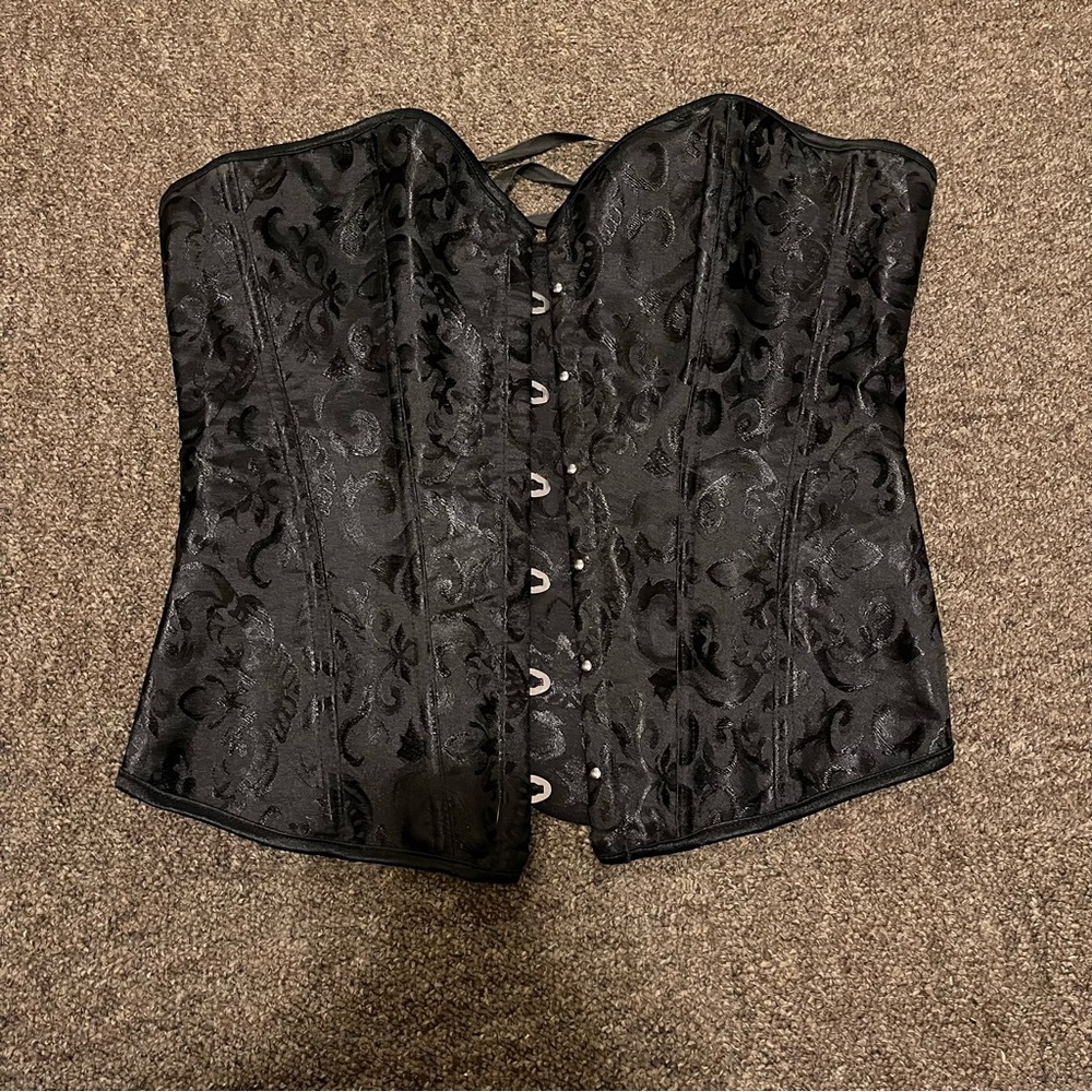 PRETTYLITTLETHING Corset